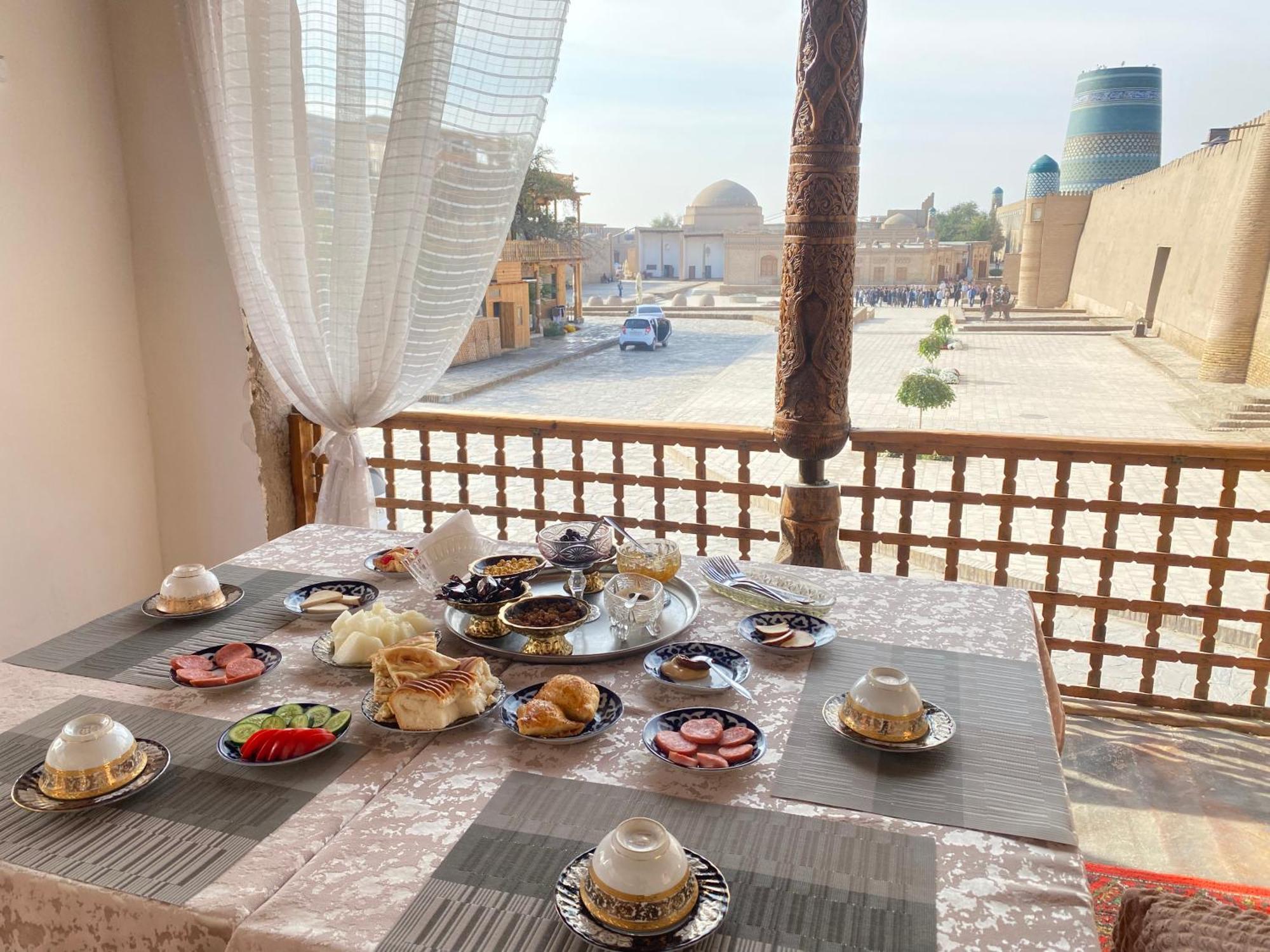خيوة Mironshox Guest House المظهر الخارجي الصورة